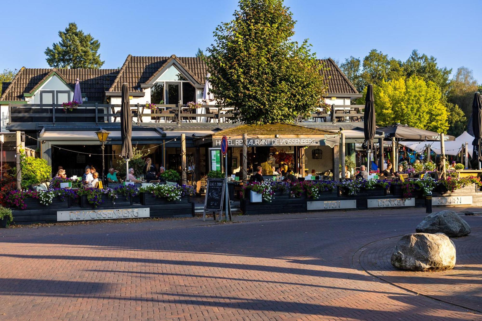 Hotel Restaurant 'De Vossenberg' Vierhouten Exterior foto